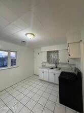 1701 Carrie St in Schenectady, NY - Building Photo - Building Photo