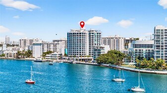 1445 16th St in Miami Beach, FL - Building Photo