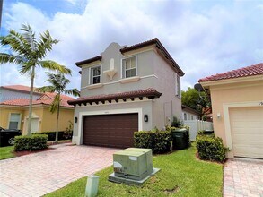 3970 NE 11th Dr in Homestead, FL - Building Photo - Building Photo