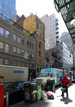 127 Fulton St in New York, NY - Building Photo - Building Photo