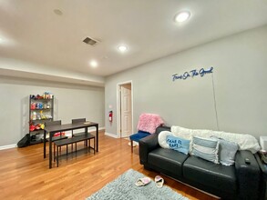 2019 N 17th St in Philadelphia, PA - Building Photo - Building Photo