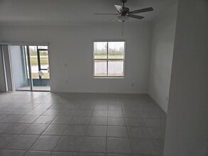 8841 Gallantree Pl in Land O Lakes, FL - Building Photo - Building Photo