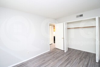 3002 E Waltann Ln in Phoenix, AZ - Building Photo - Building Photo
