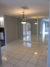 3230 Meridian Way S in Palm Beach Gardens, FL - Building Photo - Building Photo