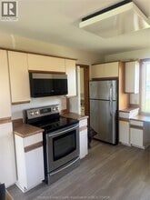 11506 Riverside Dr E in Windsor, ON - Building Photo - Building Photo