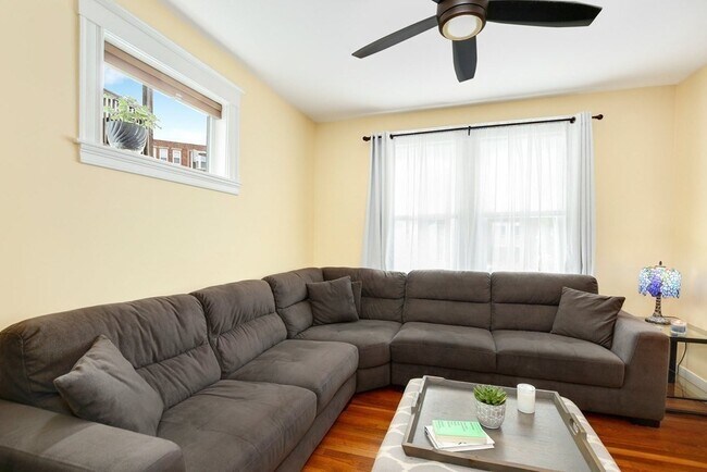 66 Whitten St in Boston, MA - Building Photo - Building Photo