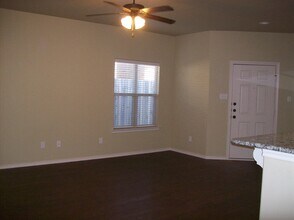 1210 Preston Trails-Unit -B in Wolfforth, TX - Building Photo - Building Photo