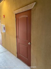 1043 N 920 W in Orem, UT - Foto de edificio - Building Photo
