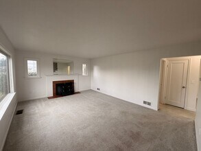 3136 S 18th St in Tacoma, WA - Building Photo - Building Photo