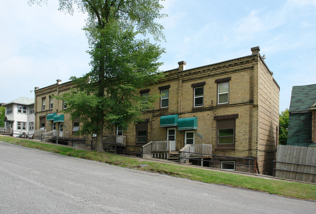 1820 - 1828 W 2nd Street in Duluth, MN - Building Photo - Building Photo