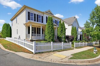 23100 Serviceberry Dr in Clarksburg, MD - Building Photo - Building Photo