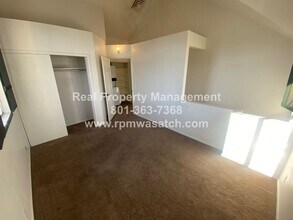 4738 S Old Oxford Rd in Kearns, UT - Building Photo - Building Photo