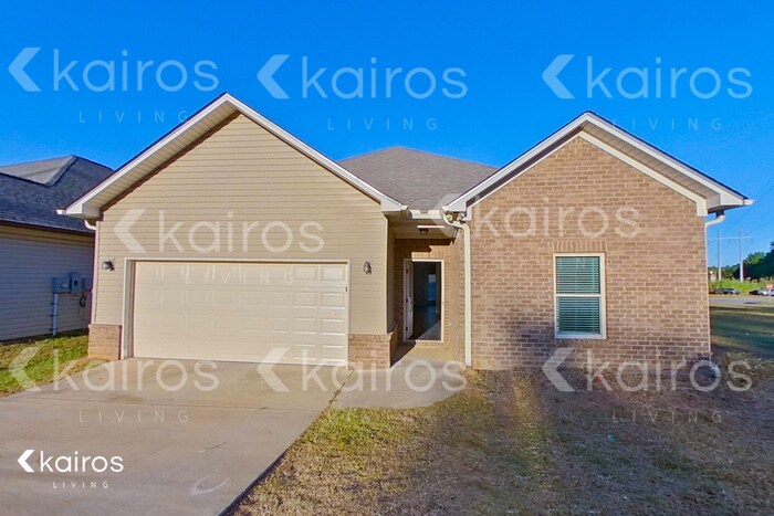7071 Shadesbrook Dr in Tuscaloosa, AL - Building Photo