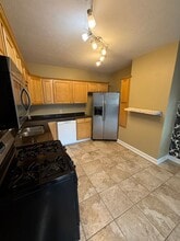 711 W Maxwell St in Lexington, KY - Building Photo - Building Photo