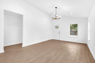 972 W 9th St in St. Augustine, FL - Building Photo - Building Photo