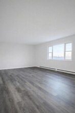 Lake Ave Apartments in Spicer, MN - Foto de edificio - Building Photo