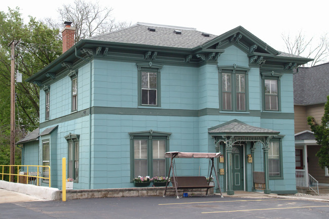 3239 Broad St in Dexter, MI - Foto de edificio - Building Photo