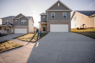 924 Camden Ct in Richmond, KY - Building Photo - Building Photo