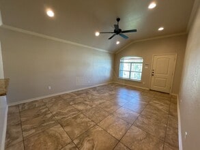 5800 Luminous Ln in Killeen, TX - Building Photo - Building Photo