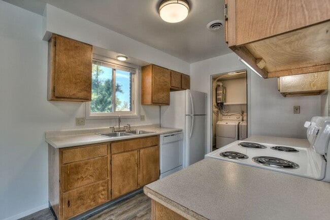 property at 1707 Palm Dr