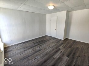 617 W Franklin St in Shelbyville, IN - Building Photo - Building Photo