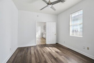 3529 Delachaise St in New Orleans, LA - Foto de edificio - Building Photo