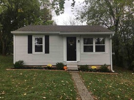 313 17th St in Bedford, IN - Building Photo