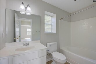210 Curvewood Rd in Columbia, SC - Building Photo - Building Photo