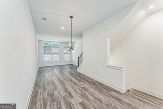 722 Eloise Wy in Atlanta, GA - Building Photo - Building Photo