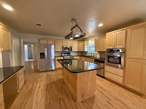 2507 Camarie Ave, Unit D in Midland, TX - Building Photo - Building Photo