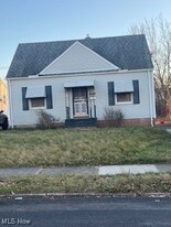 20814 Watson Rd in Maple Heights, OH - Building Photo