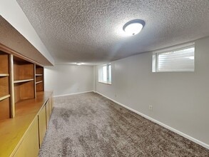 3405 Ensign Ave N in Minneapolis, MN - Building Photo - Building Photo