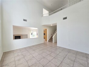 6993 Troubador Dr in Las Vegas, NV - Building Photo - Building Photo