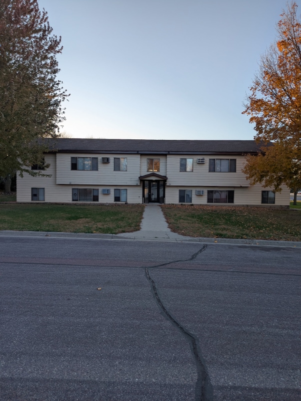 300 Hopp Ave in Nicollet, MN - Building Photo - Building Photo