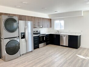 The Adelaide in Chula Vista, CA - Building Photo - Building Photo