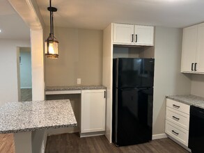 214 Barbara Dr in Mckees Rocks, PA - Building Photo - Building Photo