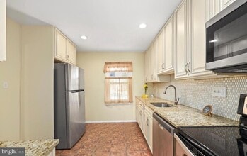 2913 Wetherburn Ct in Woodbridge, VA - Building Photo - Building Photo