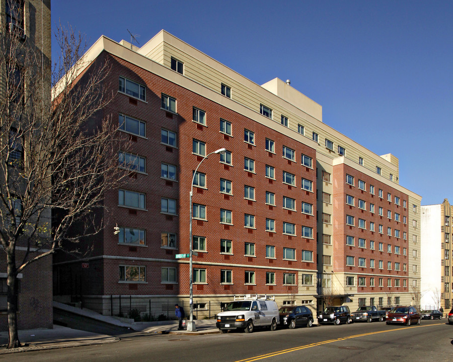 West Tremont Avenue Apartments in Bronx, NY - Building Photo