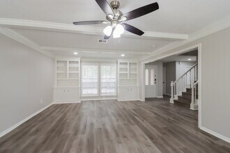 1807 Hamlin Valley Dr in Houston, TX - Building Photo - Building Photo