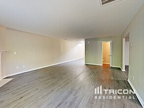 1710 Ledson Ct in Charlotte, NC - Building Photo - Building Photo