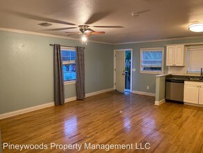 2401 Gordon St in Tampa, FL - Building Photo - Building Photo