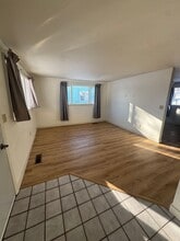 1808 Twining Dr in Anchorage, AK - Building Photo - Building Photo