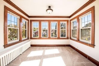 4217 N Newhall St in Shorewood, WI - Building Photo - Building Photo