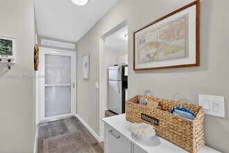 9425 S Ocean Dr in Jensen Beach, FL - Building Photo - Building Photo