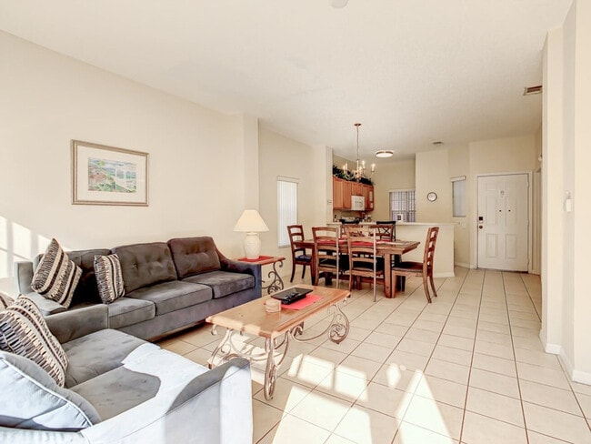 8410 Blue Lagoon Dr