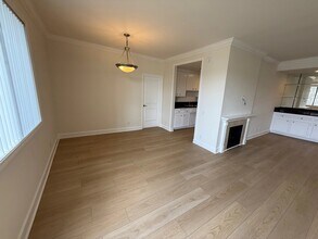 1940 Malcolm Ave, Unit 201 in Los Angeles, CA - Foto de edificio - Building Photo