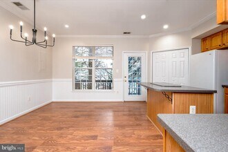 77 Harbour Heights Dr in Annapolis, MD - Building Photo - Building Photo