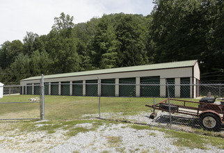 Mobile Home Park in Horse Shoe, NC - Building Photo - Building Photo