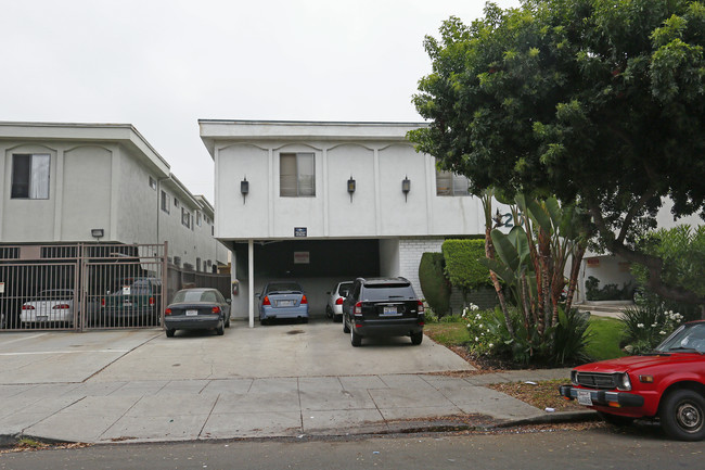 3320 Keystone Ave in Los Angeles, CA - Foto de edificio - Building Photo
