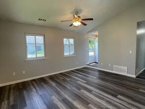 122 Norwich Dr in Rochester, NY - Building Photo - Building Photo